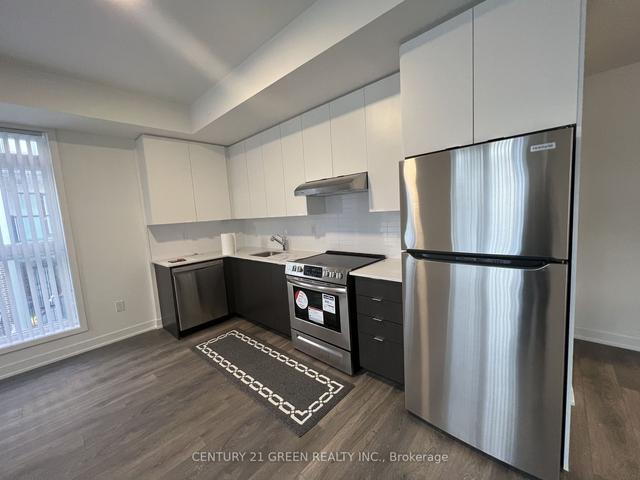 206 - 140 Canon Jackson Dr, Townhouse with 3 bedrooms, 3 bathrooms and 1 parking in Toronto ON | Image 2