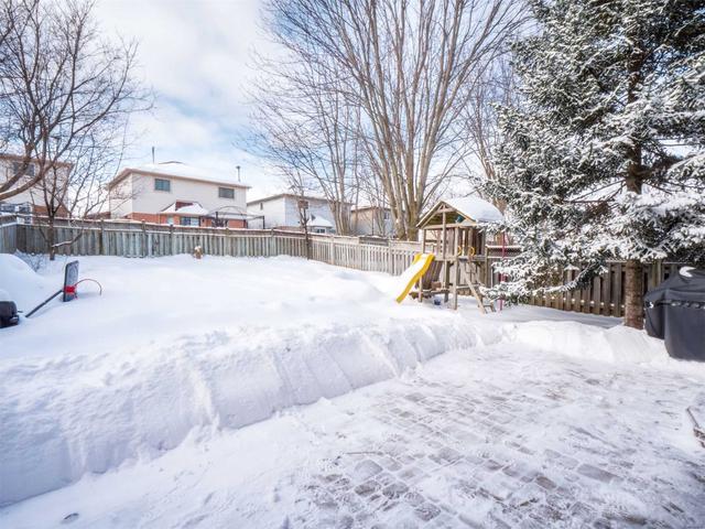 101 Bishop Dr, House detached with 3 bedrooms, 4 bathrooms and 6 parking in Barrie ON | Image 22