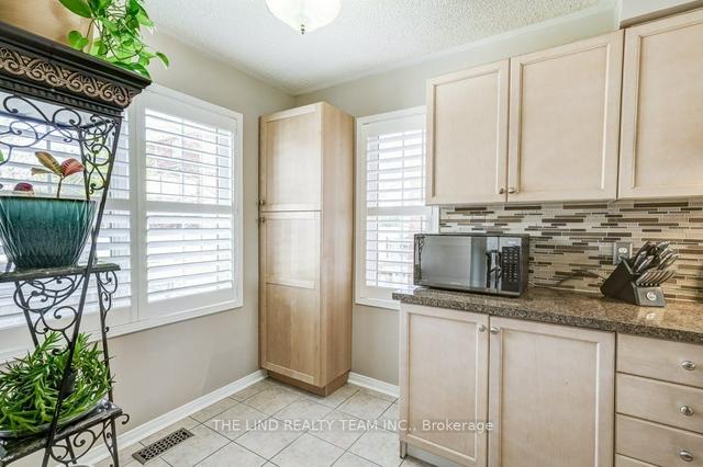 45 Sandlewood Crt, Townhouse with 3 bedrooms, 3 bathrooms and 2 parking in Aurora ON | Image 37