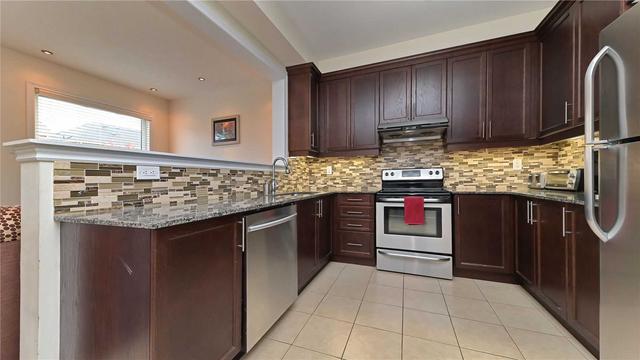 14 Gower Cres, House semidetached with 3 bedrooms, 4 bathrooms and 4 parking in Brampton ON | Image 30