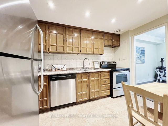 205 - 1111 Steeles Ave W, Condo with 2 bedrooms, 2 bathrooms and 1 parking in Toronto ON | Image 2