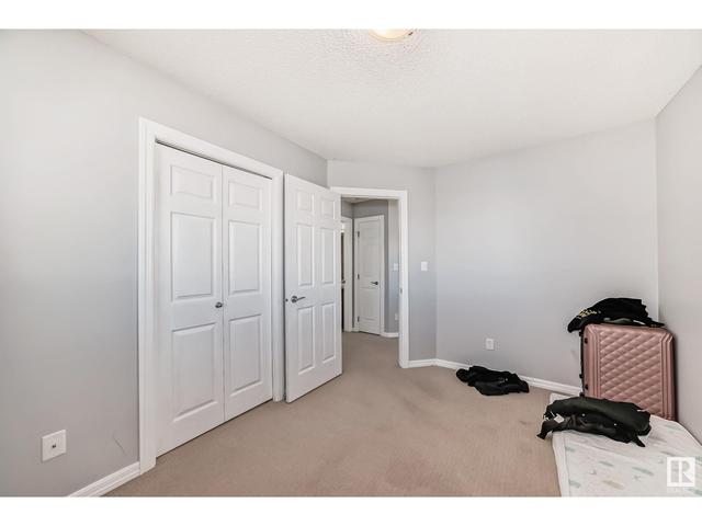 205 51a St Sw, House semidetached with 4 bedrooms, 3 bathrooms and null parking in Edmonton AB | Image 12