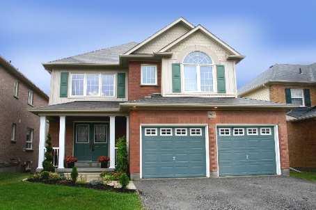 907 Coldstream Dr, House detached with 3 bedrooms, 4 bathrooms and 2 parking in Oshawa ON | Image 1