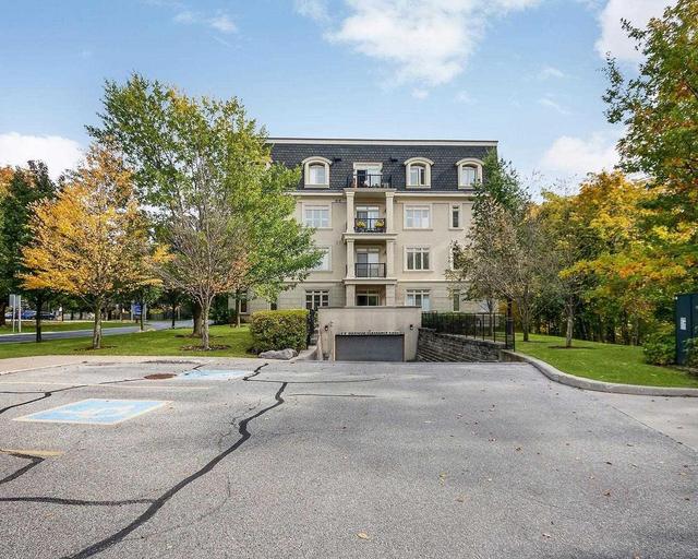 106 - 443 Centennial Forest Dr, Condo with 2 bedrooms, 2 bathrooms and 1 parking in Milton ON | Image 3