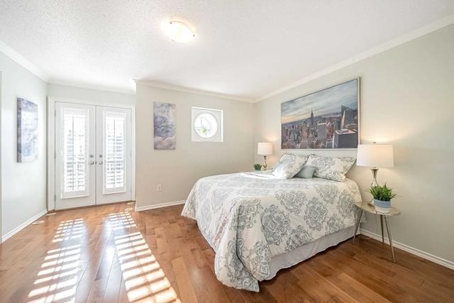12 Flook Lane, House attached with 3 bedrooms, 4 bathrooms and 2 parking in Toronto ON | Image 20