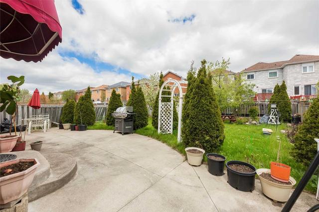 126 Muirland Cres, House detached with 4 bedrooms, 4 bathrooms and 6 parking in Brampton ON | Image 24