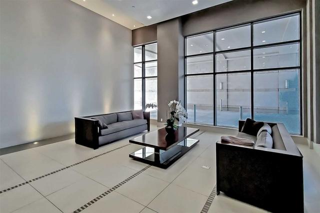 409 - 23 Glebe Rd W, Condo with 2 bedrooms, 2 bathrooms and 1 parking in Toronto ON | Image 29