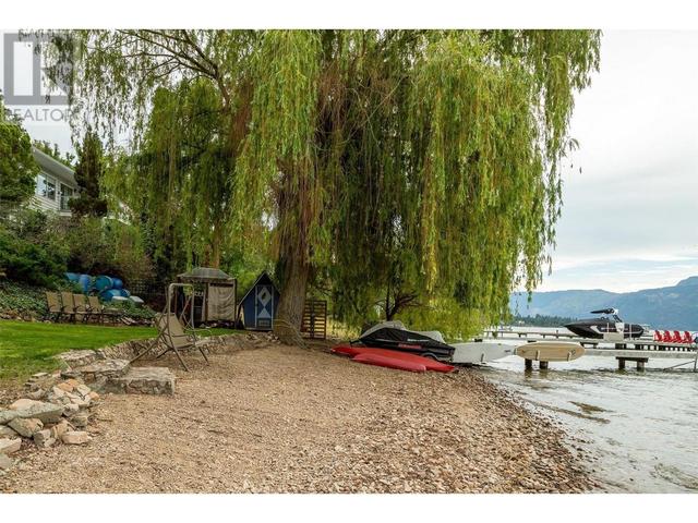 17130 Coral Beach Road, House detached with 3 bedrooms, 2 bathrooms and 3 parking in Lake Country BC | Image 43