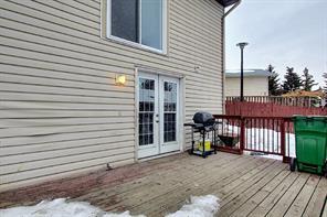 356 Shawcliffe Circle Sw, House detached with 2 bedrooms, 2 bathrooms and 3 parking in Calgary AB | Image 7