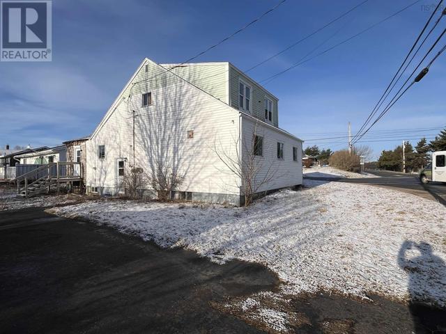 95 Pleasant Street, House other with 0 bedrooms, 0 bathrooms and null parking in Stellarton NS | Image 2