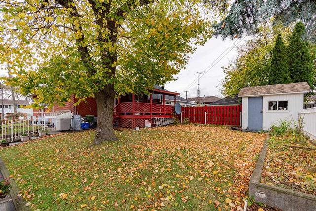798 Roxborough Ave, House detached with 3 bedrooms, 2 bathrooms and 1 parking in Hamilton ON | Image 18