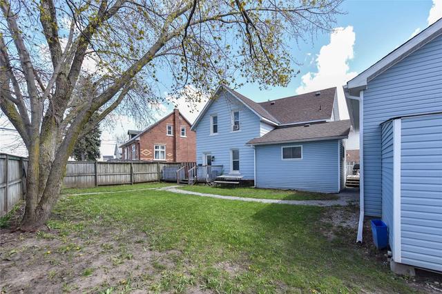 235 Atherley Rd, House detached with 4 bedrooms, 2 bathrooms and 10 parking in Orillia ON | Image 20
