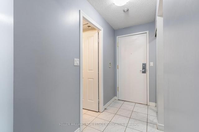 2328 - 68 Corporate Dr, Condo with 2 bedrooms, 2 bathrooms and 1 parking in Toronto ON | Image 16