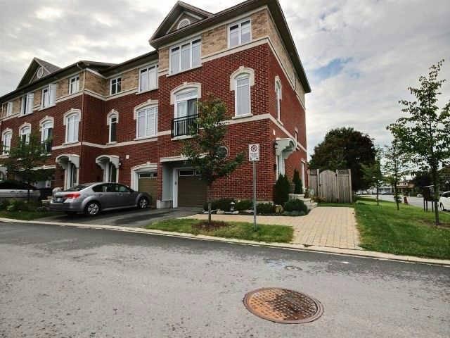 201 Accolade Pt, House attached with 3 bedrooms, 3 bathrooms and 1 parking in Ottawa ON | Image 1