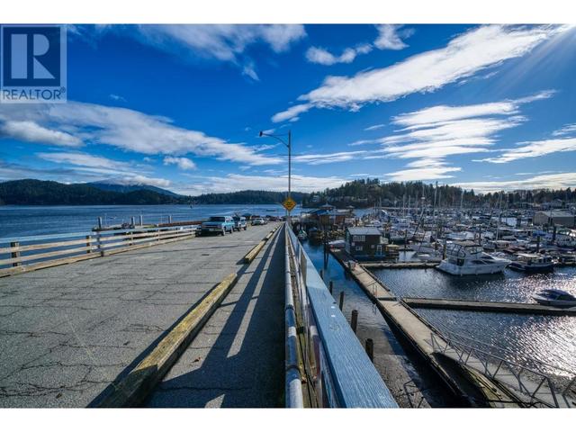 301 - 710 School Road, Condo with 2 bedrooms, 2 bathrooms and 2 parking in Gibsons BC | Image 20