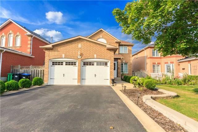 171 Cresthaven Rd, House detached with 3 bedrooms, 4 bathrooms and 6 parking in Brampton ON | Image 2