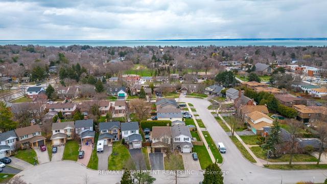 4114 Costello Crt, House detached with 3 bedrooms, 4 bathrooms and 5 parking in Burlington ON | Image 32