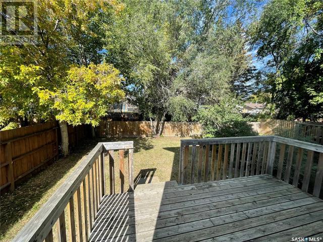 1228 28th Street E, House semidetached with 3 bedrooms, 3 bathrooms and null parking in Prince Albert SK | Image 18