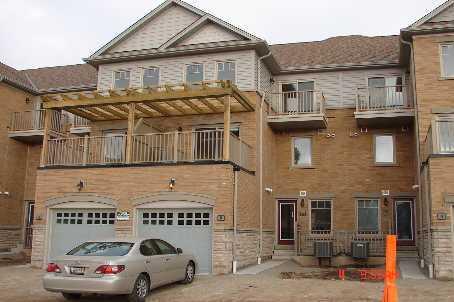 1 - 3100 Thomas St, Townhouse with 2 bedrooms, 2 bathrooms and 1 parking in Mississauga ON | Image 1