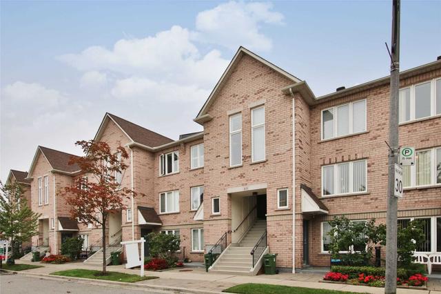 301 - 60 Aerodrome Cres, Townhouse with 2 bedrooms, 2 bathrooms and 1 parking in Toronto ON | Image 12
