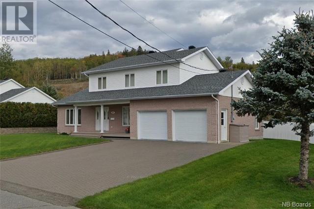 37 Thibaudeau Avenue, House detached with 4 bedrooms, 1 bathrooms and null parking in Edmundston NB | Image 4