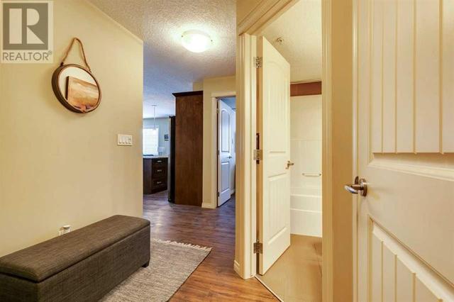 1111, - 450 Sage Valley Drive Nw, Condo with 2 bedrooms, 2 bathrooms and 1 parking in Calgary AB | Image 8