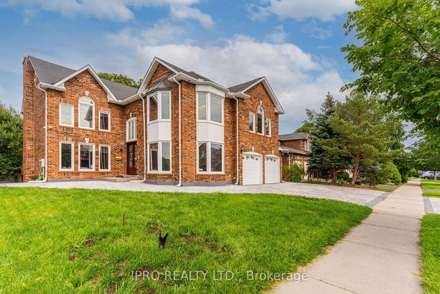 35 Sayor Dr, House detached with 4 bedrooms, 5 bathrooms and 7 parking in Ajax ON | Image 1
