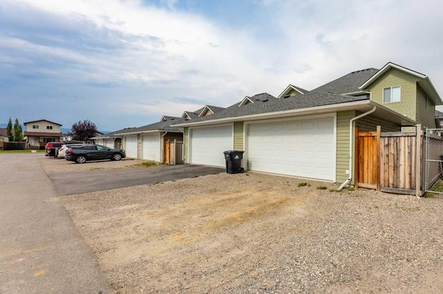 334b Boutin Avenue, Home with 3 bedrooms, 2 bathrooms and 4 parking in Hinton AB | Image 27