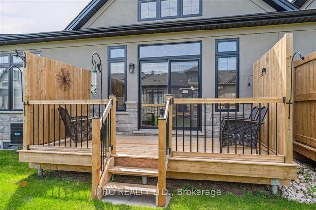 28 Cranberry Cres, Townhouse with 2 bedrooms, 2 bathrooms and 4 parking in Norfolk County ON | Image 26
