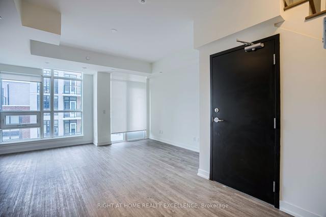 2 - 861 Sheppard Ave W, Townhouse with 2 bedrooms, 3 bathrooms and 1 parking in Toronto ON | Image 30