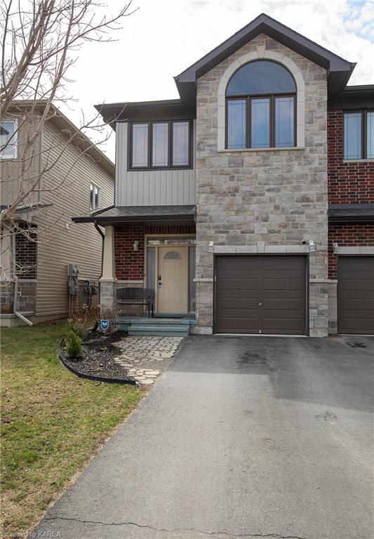 1393 Tremont Drive, House attached with 3 bedrooms, 3 bathrooms and 2 parking in Kingston ON | Image 1