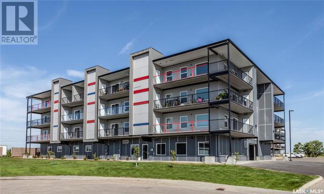404 - 131 Beaudry Crescent, Condo with 3 bedrooms, 2 bathrooms and null parking in Martensville SK | Card Image