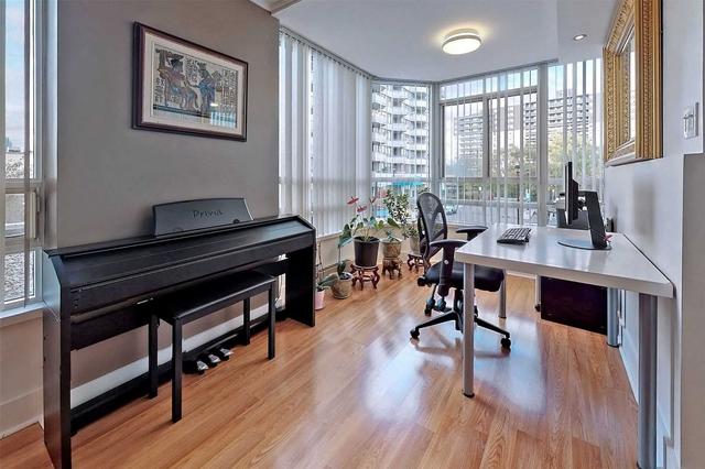 205 - 75 King St E, Condo with 2 bedrooms, 2 bathrooms and 1 parking in Mississauga ON | Image 15