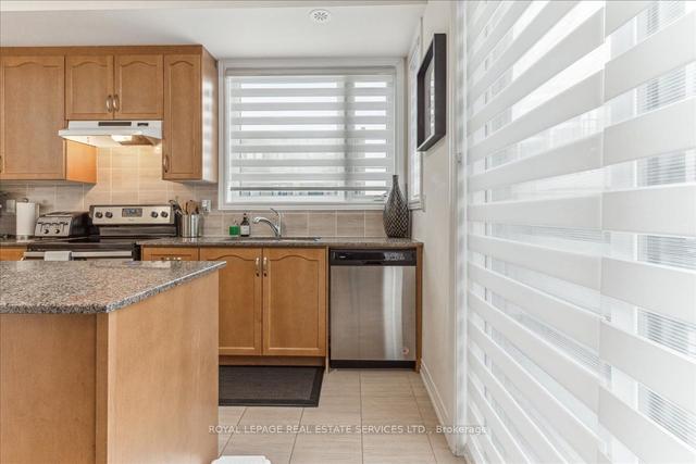 th 7 - 389 The Westway, House attached with 3 bedrooms, 2 bathrooms and 2 parking in Toronto ON | Image 6
