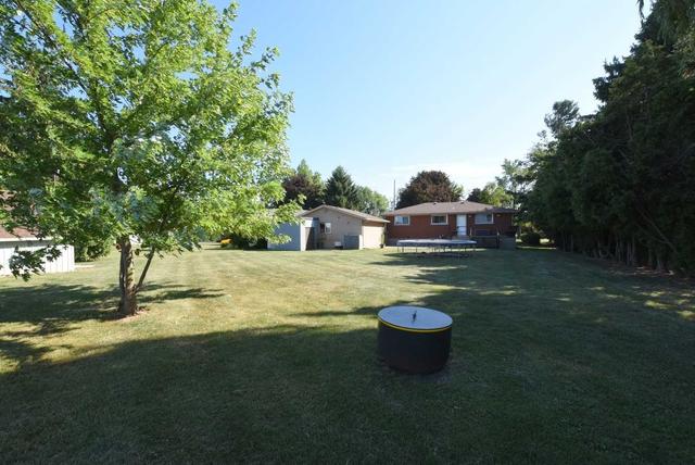 9210 Airport Rd, House detached with 3 bedrooms, 2 bathrooms and 14 parking in Hamilton ON | Image 8