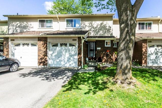 12 - 564 Sheraton Road, House attached with 3 bedrooms, 1 bathrooms and 1 parking in Burlington ON | Card Image