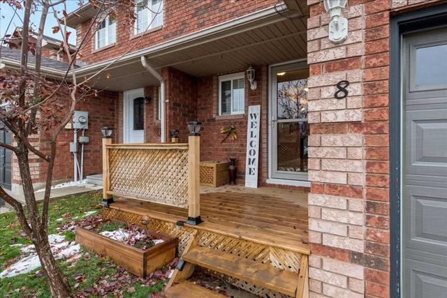 8 Weymouth Rd, House attached with 3 bedrooms, 2 bathrooms and 3 parking in Barrie ON | Image 12