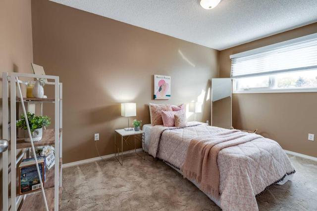 410 18 Street Ne, House detached with 4 bedrooms, 2 bathrooms and 3 parking in Medicine Hat AB | Image 24