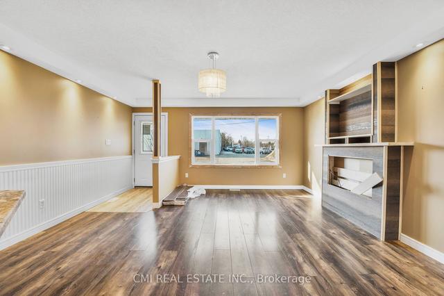 886 York Ave N, House detached with 2 bedrooms, 2 bathrooms and 5 parking in North Perth ON | Image 29