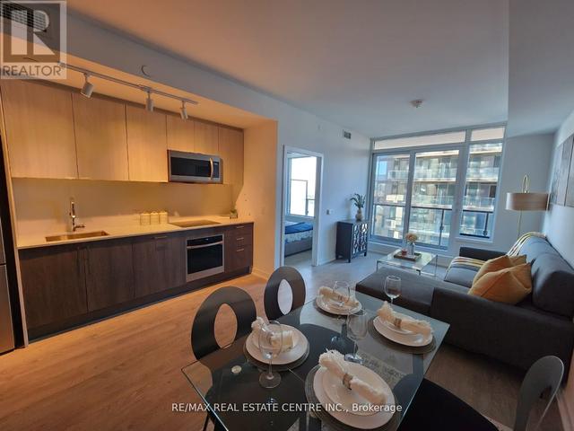 3311 - 1926 Lake Shore Blvd W, Condo with 2 bedrooms, 2 bathrooms and 1 parking in Toronto ON | Image 9