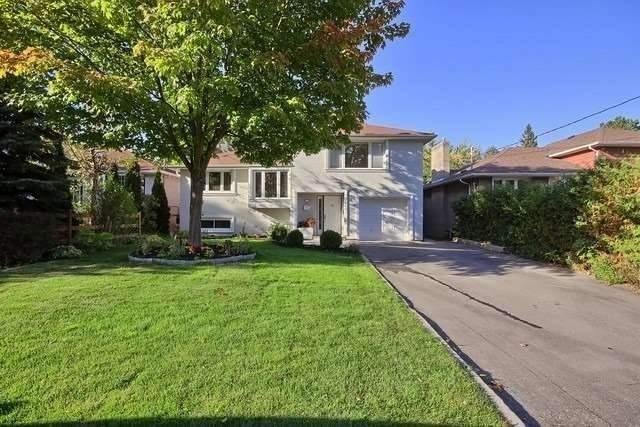 218 Northwood Dr, House detached with 3 bedrooms, 4 bathrooms and 5 parking in Toronto ON | Card Image