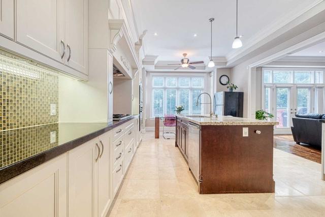 81 Stormont Ave, House detached with 5 bedrooms, 5 bathrooms and 4 parking in Toronto ON | Image 4