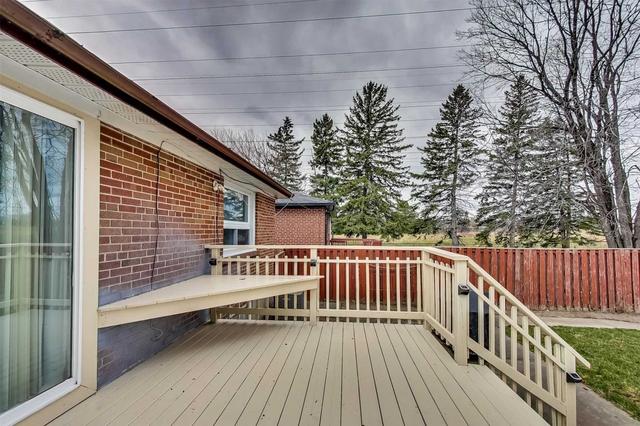 746 Brimorton Dr, House detached with 3 bedrooms, 2 bathrooms and 4 parking in Toronto ON | Image 30