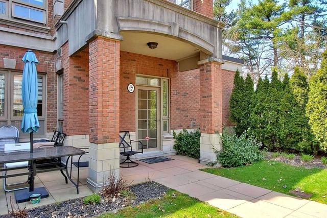 th17 - 20 Burkebrook Pl, Townhouse with 3 bedrooms, 4 bathrooms and 2 parking in Toronto ON | Image 20