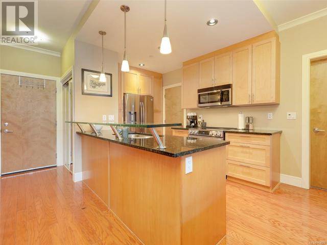 203 - 769 Arncote Ave, Condo with 2 bedrooms, 2 bathrooms and 1 parking in Langford BC | Image 7