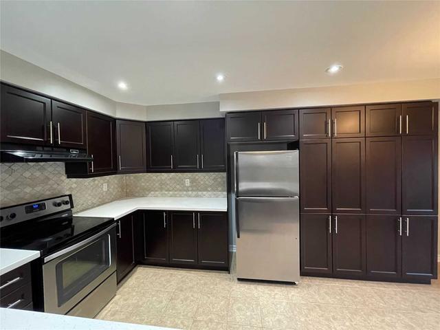 1576 Gainer Cres, House attached with 3 bedrooms, 3 bathrooms and 2 parking in Milton ON | Image 11