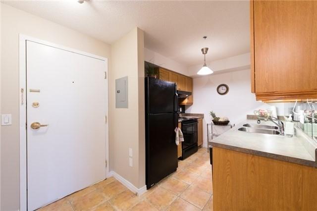 210 - 684 Warden Ave, Condo with 1 bedrooms, 1 bathrooms and 1 parking in Toronto ON | Image 16