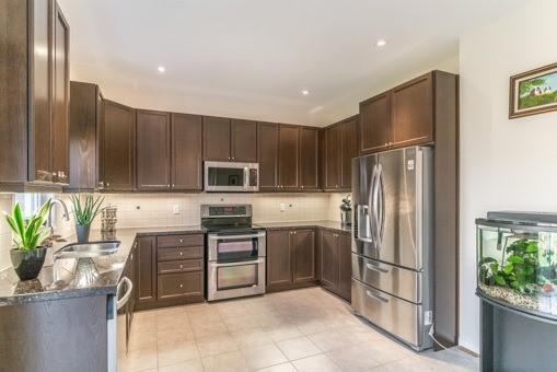 113 Richard Davies Cres, House detached with 4 bedrooms, 3 bathrooms and 4 parking in Clarington ON | Image 9