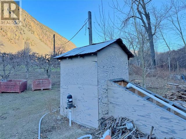 3219 River Road, House detached with 3 bedrooms, 2 bathrooms and 2 parking in Okanagan Similkameen G BC | Image 28