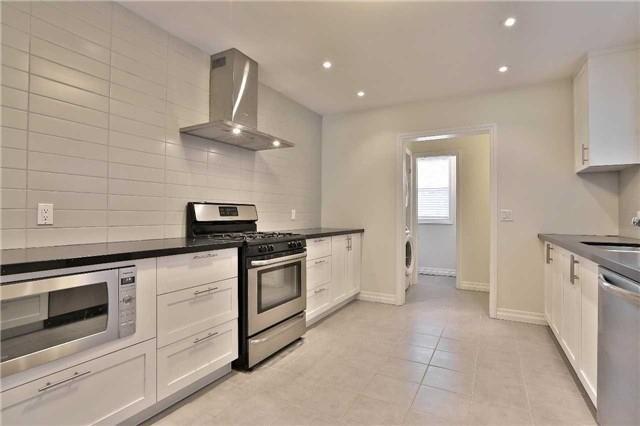 665 Crawford St, House semidetached with 3 bedrooms, 2 bathrooms and 1 parking in Toronto ON | Image 16